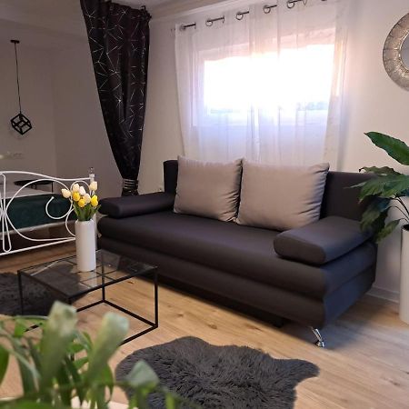 Studio Apartman Maris Apartment Задар Екстериор снимка