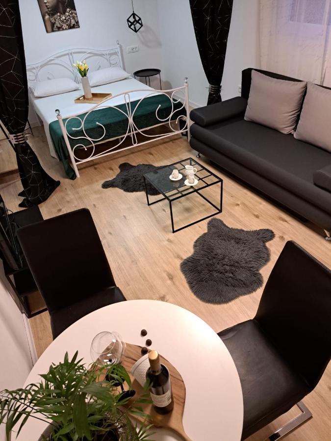 Studio Apartman Maris Apartment Задар Екстериор снимка